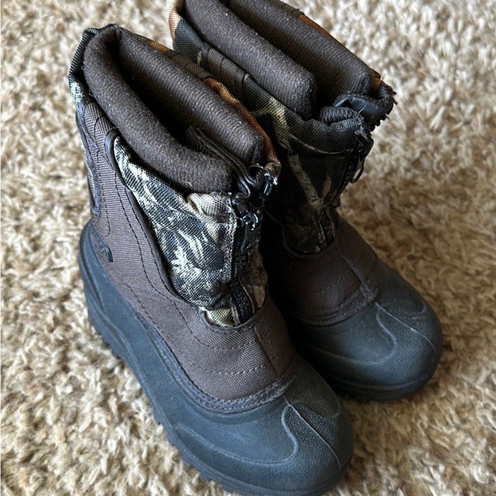 Itasca Snow Stomper 2 Child Size 12 Brown Camo and Black with Liners